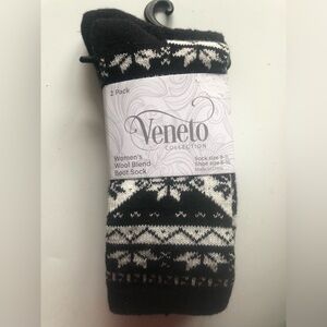 Wool socks: Veneto Women's Wool Blend Boot Socks - Black and White